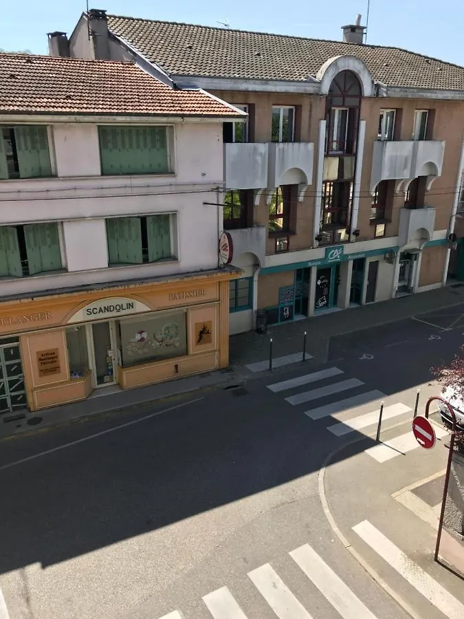 Appart Meuble Bourgoin Apartment  Bourgoin-Jallieu